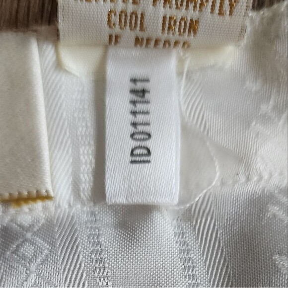 Vintage Victoria's Secret Gold Label Silky Cream Pajama Set Women's Medium - Picture 5 of 10